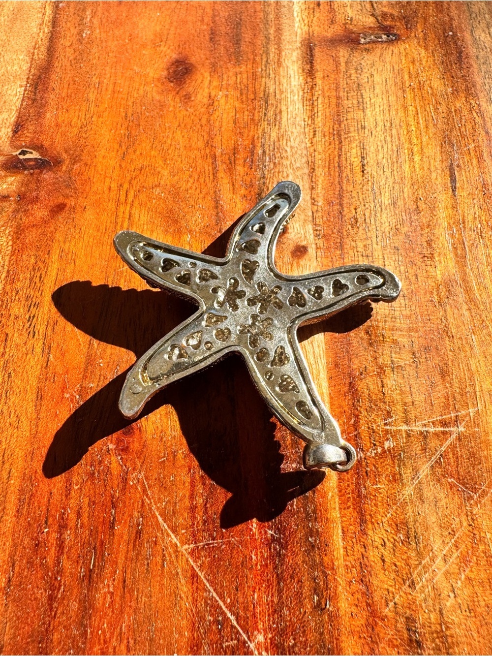 Chunky Rhinestone Starfish Pendant - Picture 4 of 5